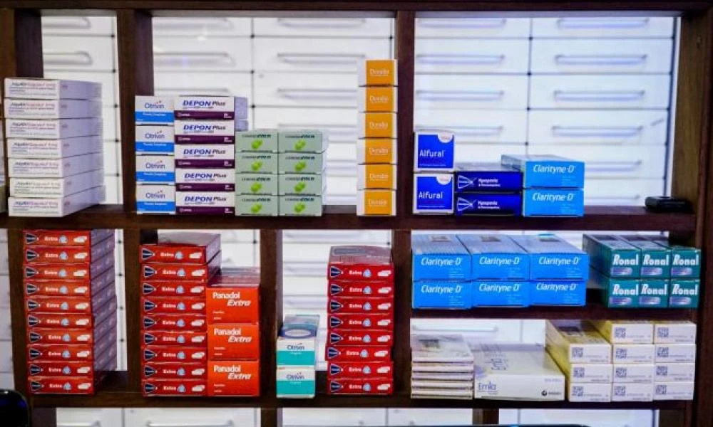 Απατεώνες παριστάνουν τους ασθενείς και εξαφανίζουν σκευάσματα που είναι σε έλλειψη από τα φαρμακεία
